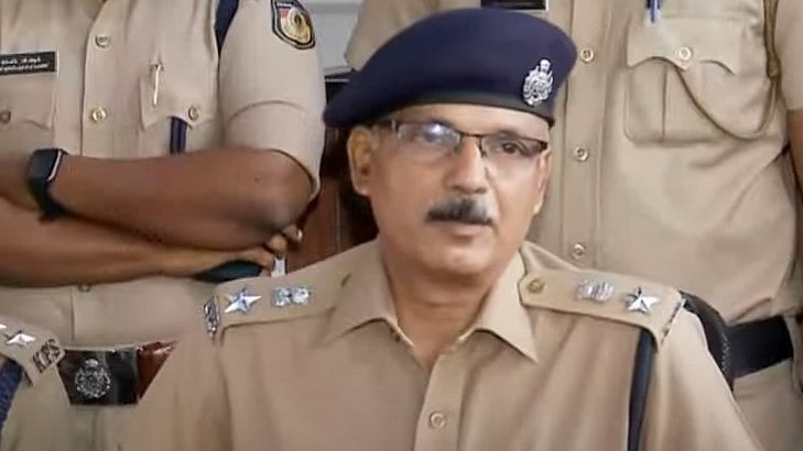 എസ് ശശിധരൻ തെറിച്ചു, ആർ വിശ്വനാഥ് മലപ്പുറം എസ്പി; ഐപിഎസ് തലപ്പത്ത് കൂട്ട മാറ്റം